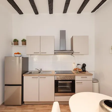 Kalelarga Apartament