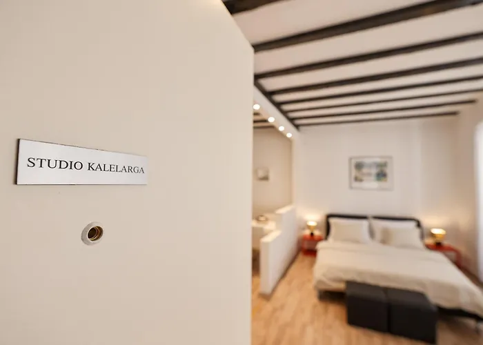 Kalelarga *