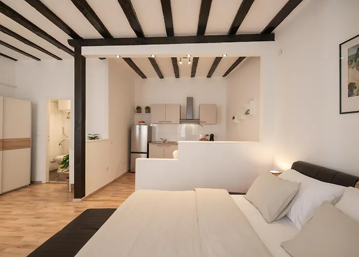 Apartman Kalelarga *