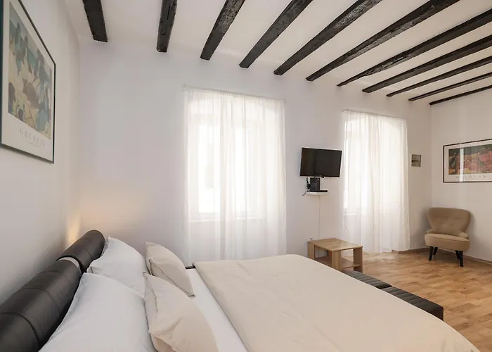 Apartment Kalelarga