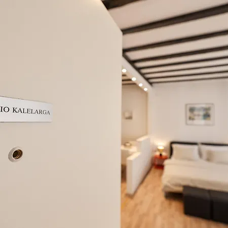Kalelarga *