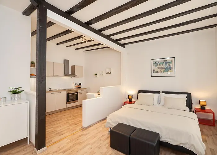 Kalelarga Задар